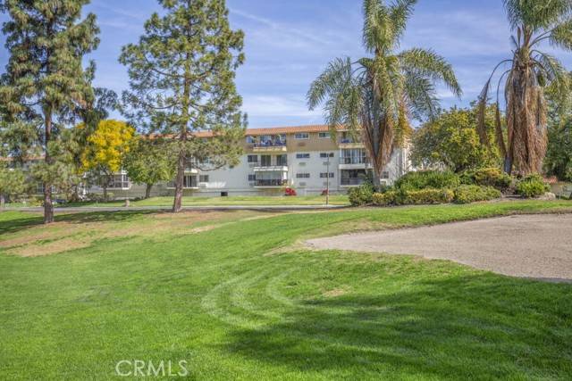 Laguna Woods, CA 92637,2355 Via Mariposa W, Unit 2B