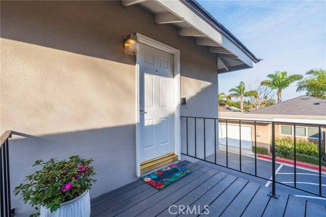 Huntington Beach, CA 92649,16941 Canyon LN