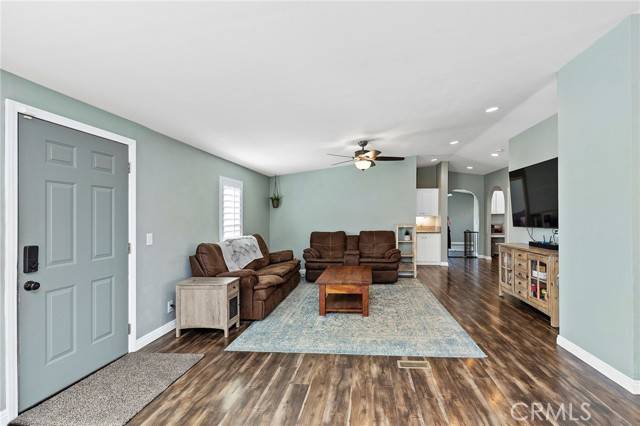 Hemet, CA 92545,33649 El Centro AVE