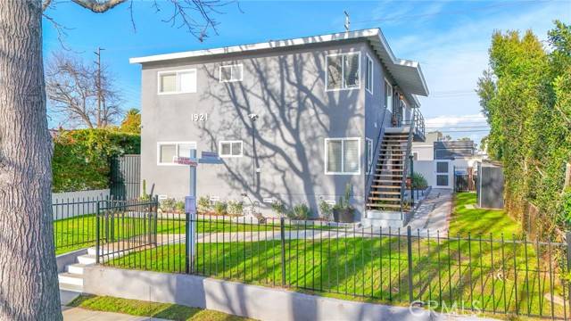 Santa Monica, CA 90404,1921 19th ST