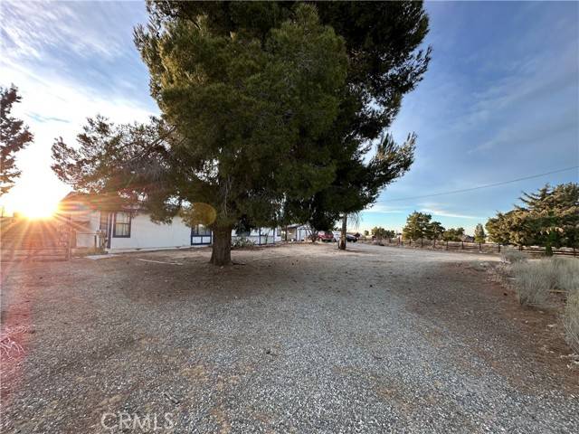 Phelan, CA 92371,8734 Nevada RD