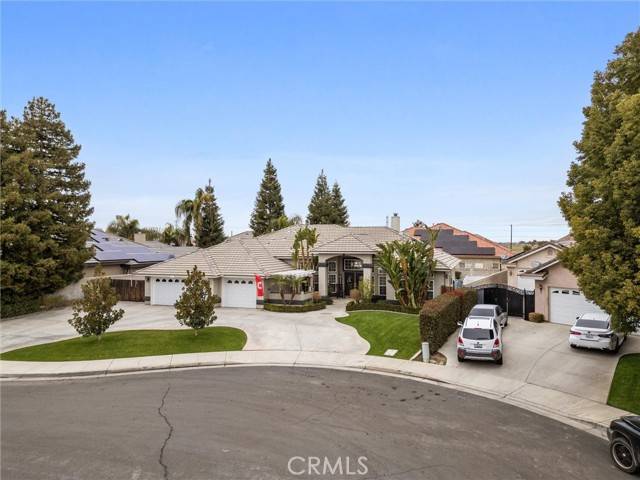 Bakersfield, CA 93314,15336 Lila Rose CT