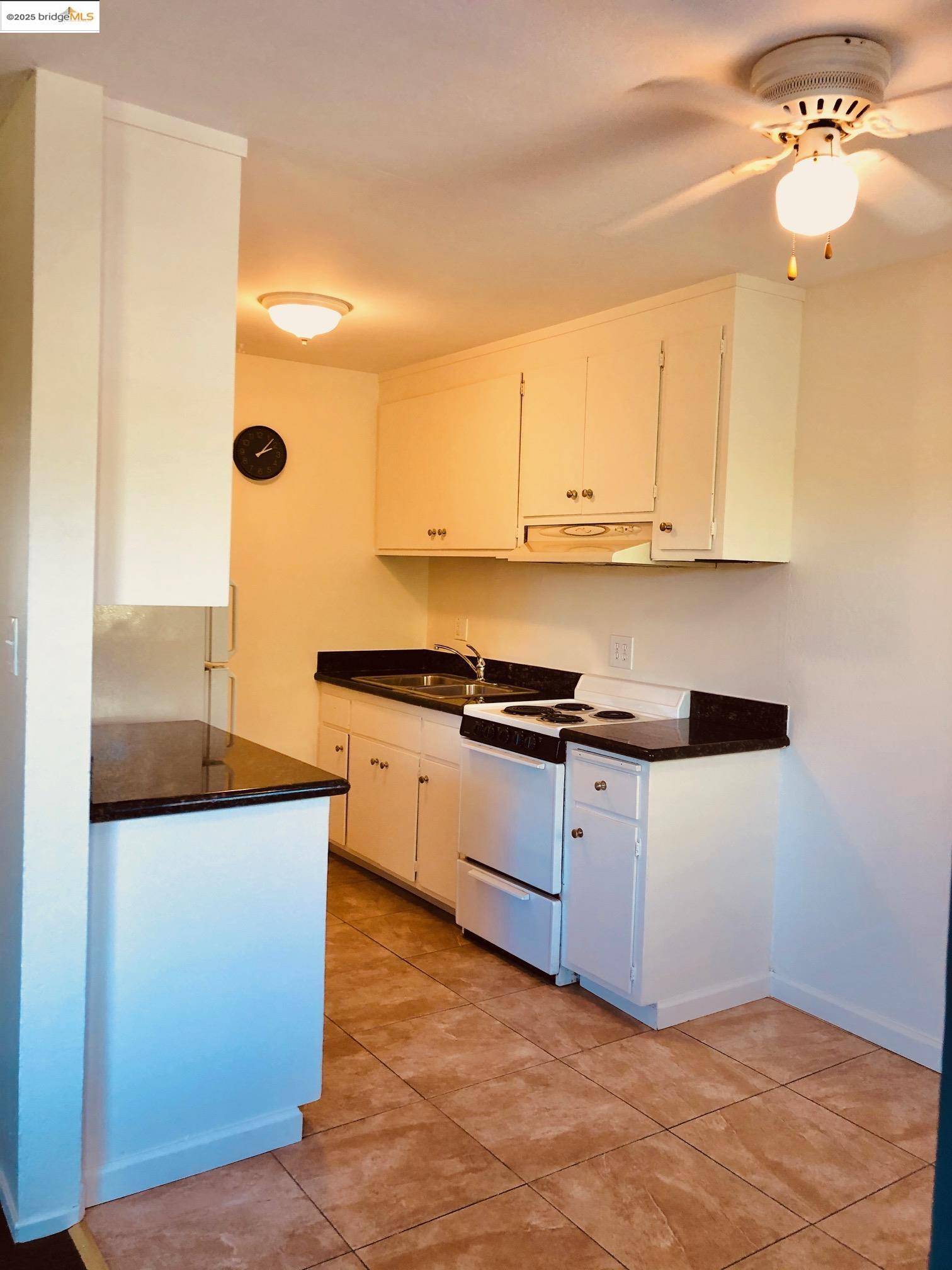 Berkeley, CA 94705,2180 Ashby Ave