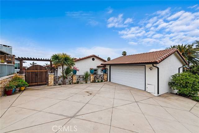 San Clemente, CA 92672,114 Avenida Trieste