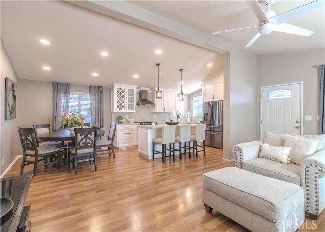 Hemet, CA 92543,675 W Oakland C6