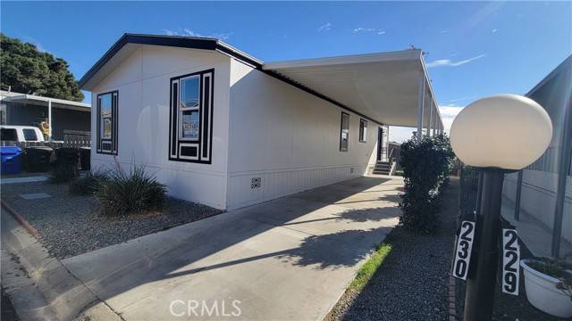 Jurupa Valley, CA 92509,6130 Camino Real 230