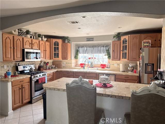 Jurupa Valley, CA 91752,5334 Haldor DR