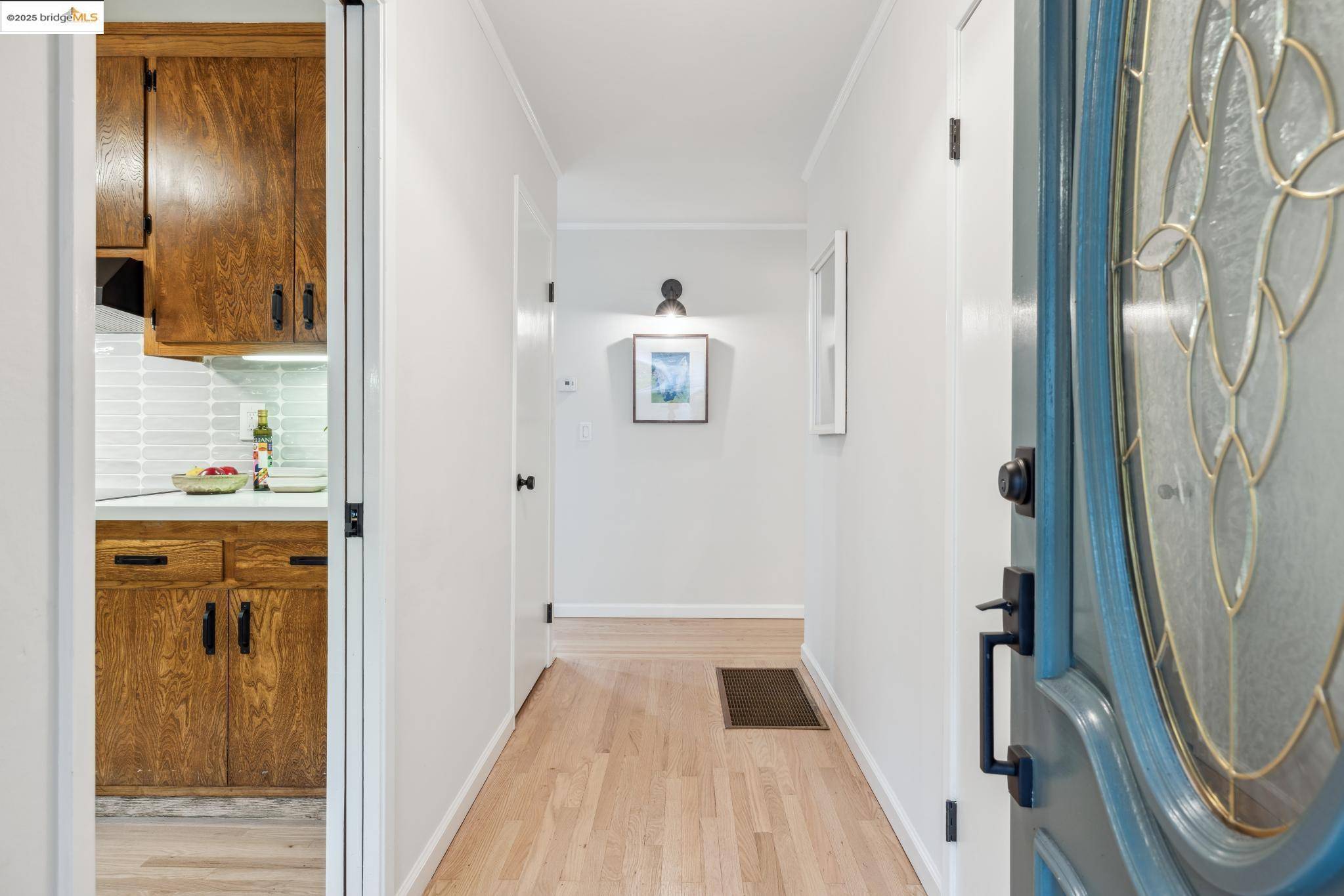 Oakland, CA 94605,7547 Altura Pl
