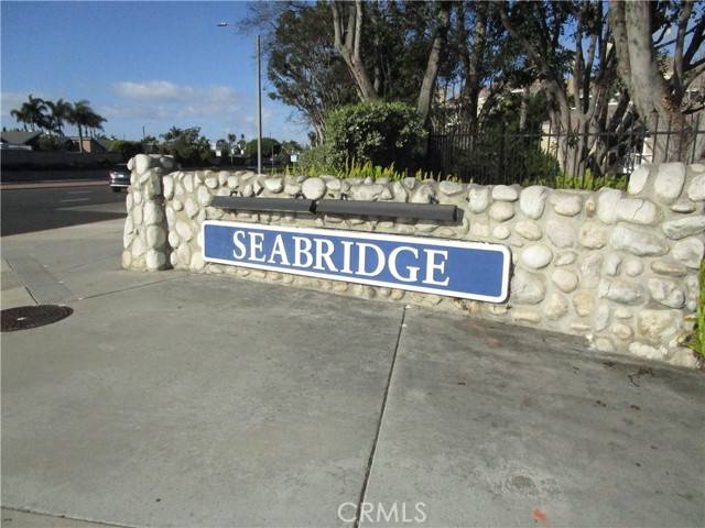 Huntington Beach, CA 92646,20341 Bluffside CIR 304