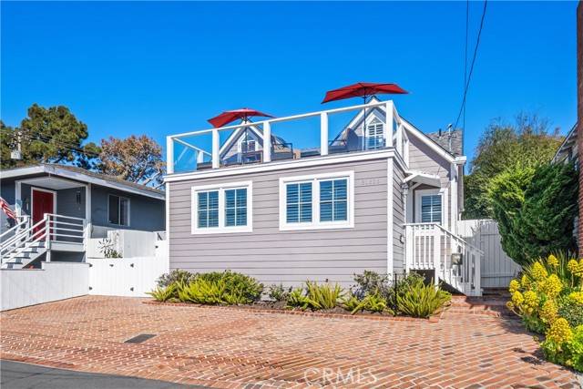 Laguna Beach, CA 92651,31626 Virginia WAY