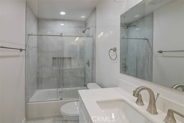 Placentia, CA 92870,212 S Kraemer BLD 1216