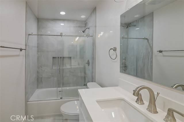 Placentia, CA 92870,212 S Kraemer BLD 1216