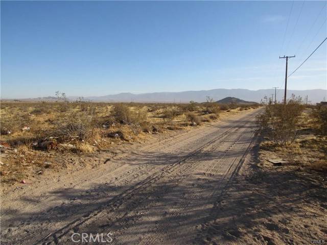 Lucerne Valley, CA 92356,17485 Fern RD