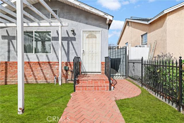 Sylmar, CA 91342,13507 Sayre ST