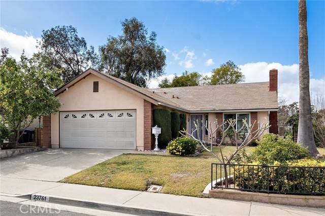 Laguna Hills, CA 92653,23761 Formello