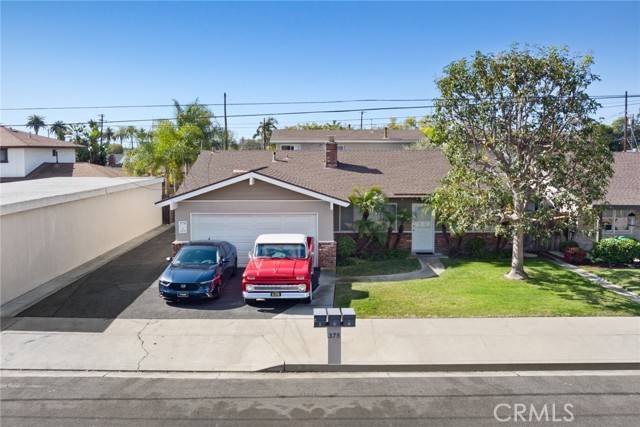 Costa Mesa, CA 92627,375 Woodland PL