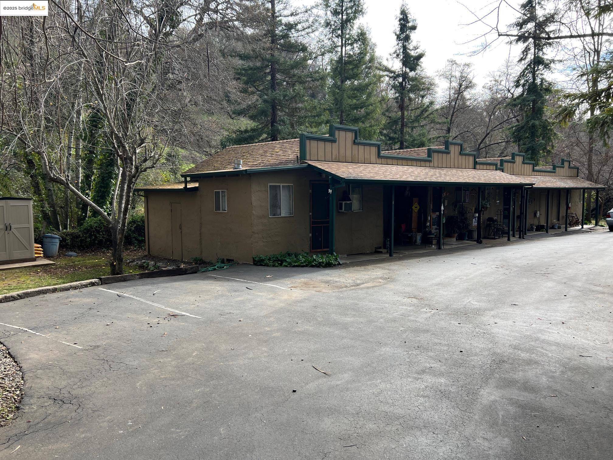 Sonora, CA 95370,275 Snell St.