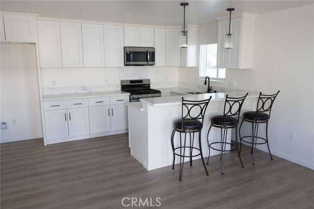 Panorama City, CA 91402,9250 N Kester Ave