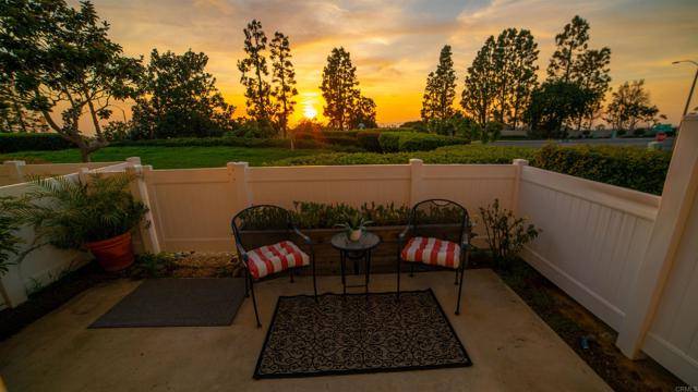 Carlsbad, CA 92011,6903 Carnation DR