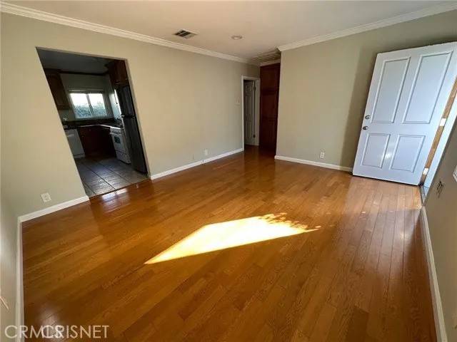 Burbank, CA 91504,2234 N Ontario ST B