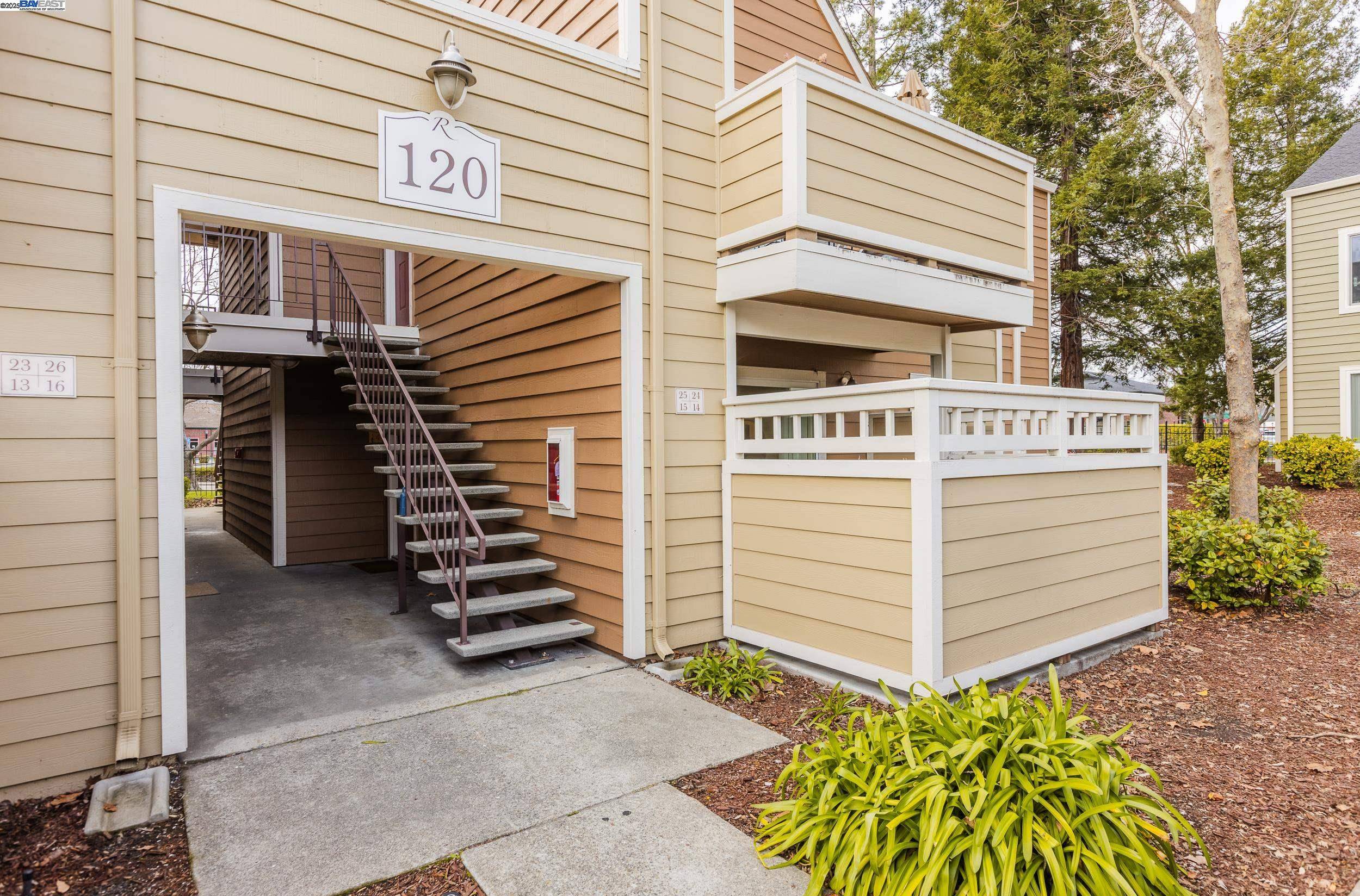 San Ramon, CA 94583,120 Reflections Dr 14