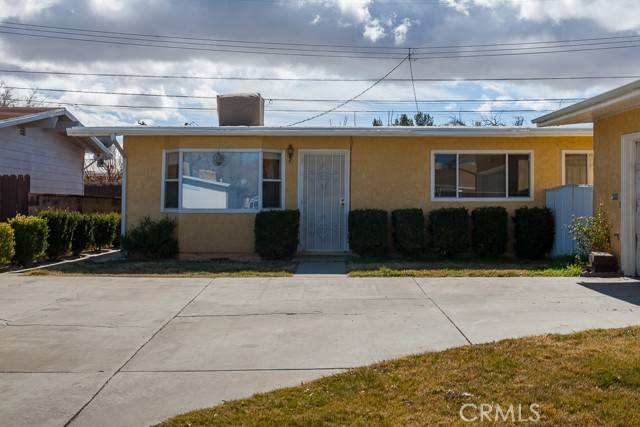 Lancaster, CA 93534,1120 W Avenue H6