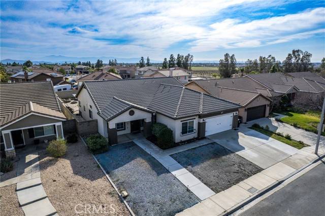 Fontana, CA 92336,14941 Preston DR