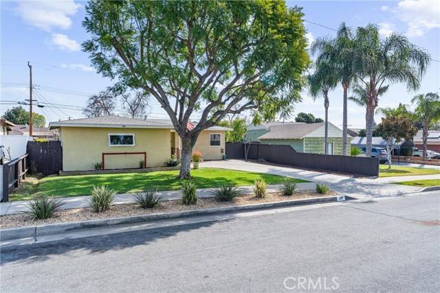 La Habra, CA 90631,300 Chinchilla ST