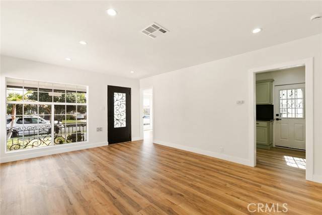 South Gate, CA 90280,10227 Rosewood AVE