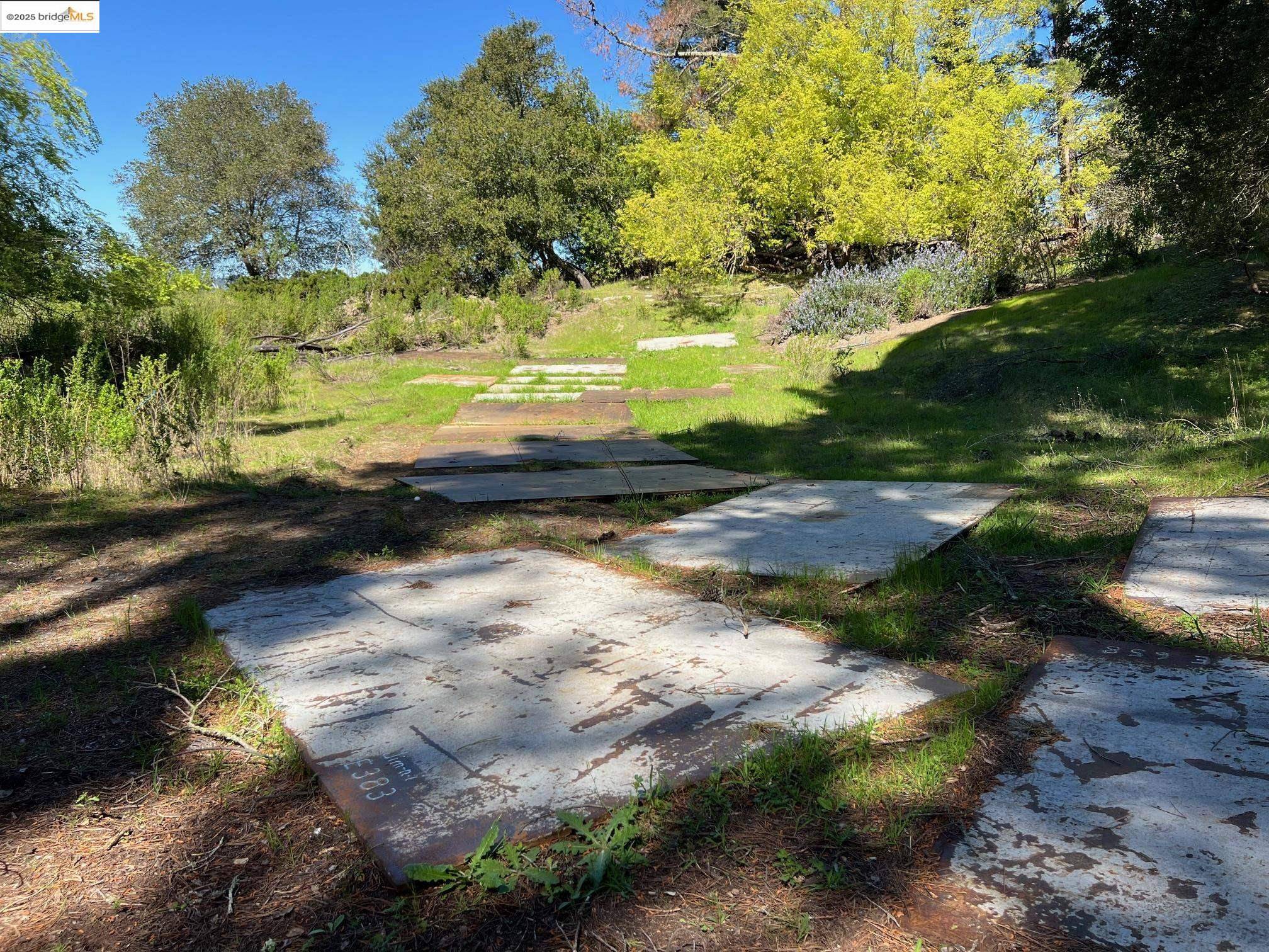 Orinda, CA 94563,58 Zander CT