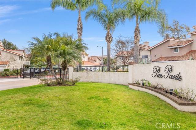 Huntington Beach, CA 92648,19152 Shoreline Lane 1