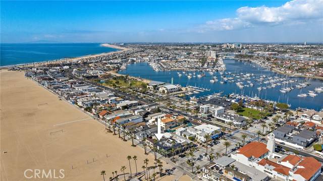 Newport Beach, CA 92663,1504 W Oceanfront 5