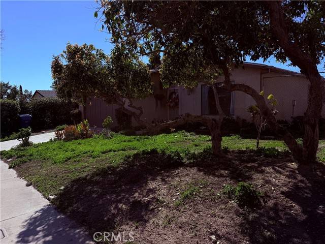 Sylmar, CA 91342,11823 Fenton AVE