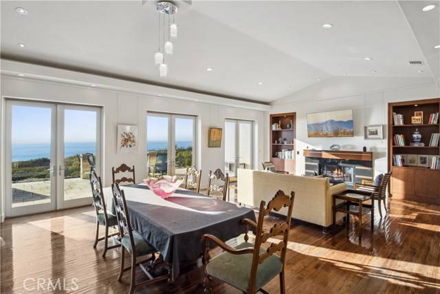 Rancho Palos Verdes, CA 90275,57 Via Del Cielo