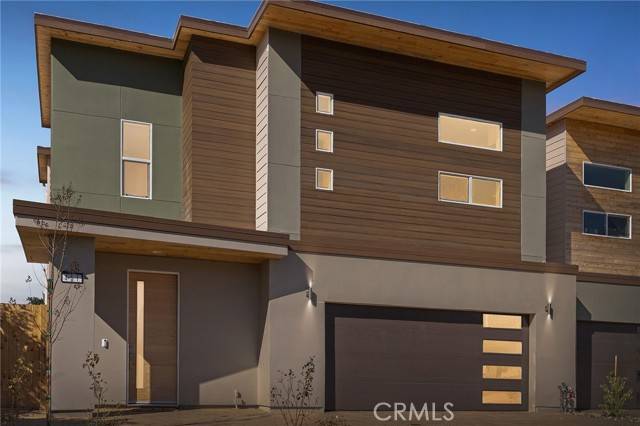 Grover Beach, CA 93433,451 N 13th ST
