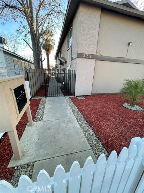 Bakersfield, CA 93305,223 Monterey ST