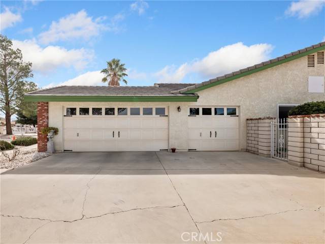 Apple Valley, CA 92307,16064 Saint Timothy RD