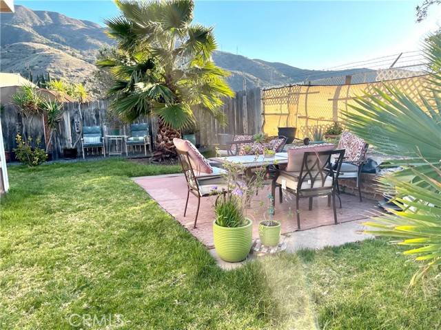 Corona, CA 92878,4901 Green River RD 284