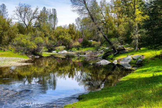 Mariposa, CA 95338,3729 Ben Hur RD