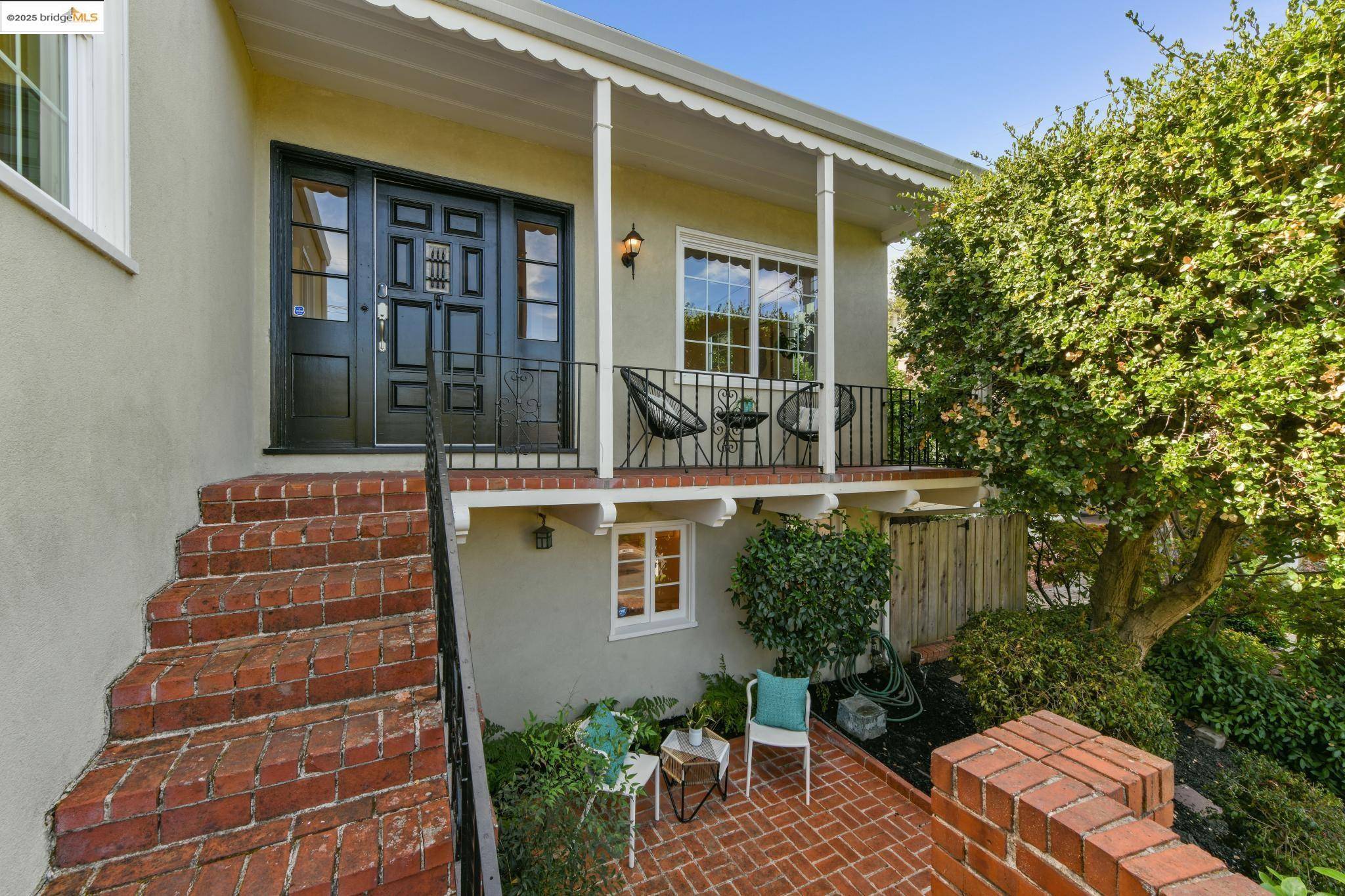 Oakland, CA 94602,1809 Carter St