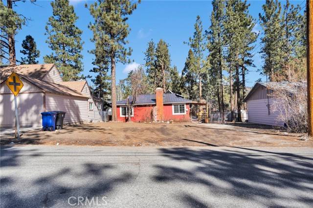 Big Bear City, CA 92314,313 E Mojave BLD