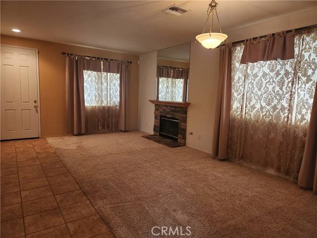 Palmdale, CA 93551,39306 Chantilly LN