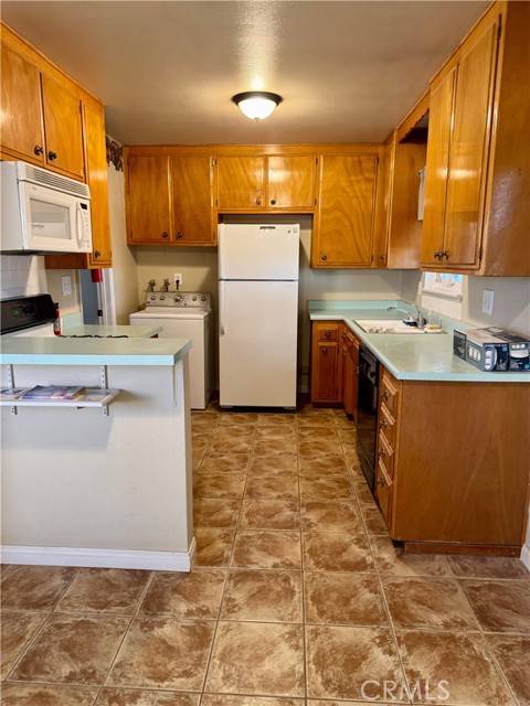 Barstow, CA 92311,1733 Paloma ST