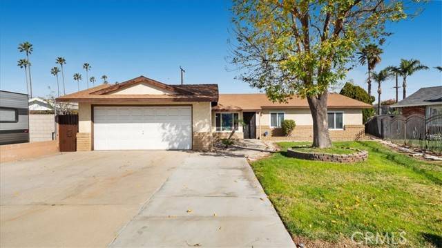 Fontana, CA 92335,17526 Anastasia CT