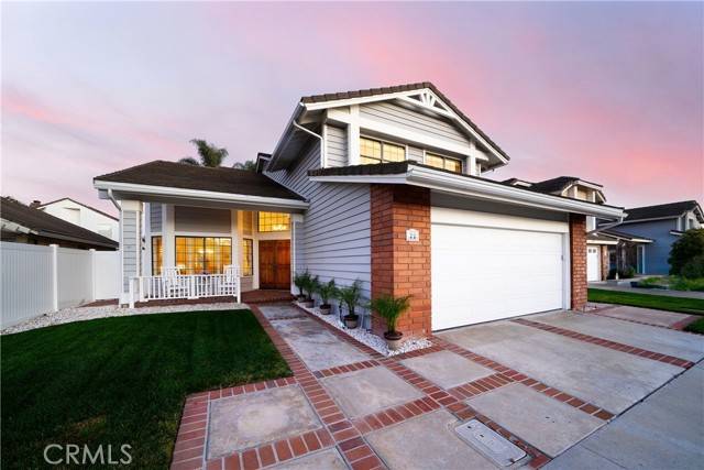 Irvine, CA 92614,22 Carnelian