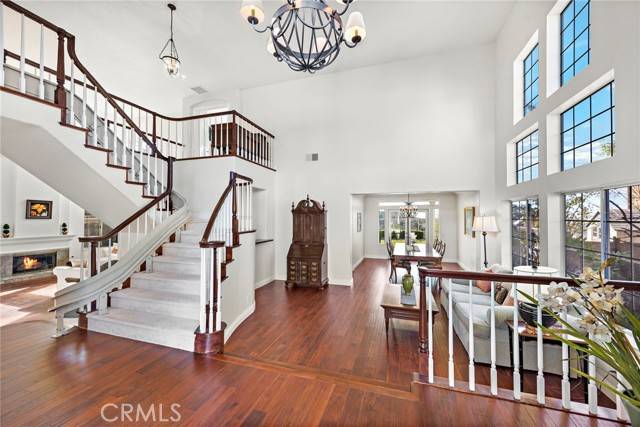 Rancho Santa Margarita, CA 92679,21485 Silvertree LN