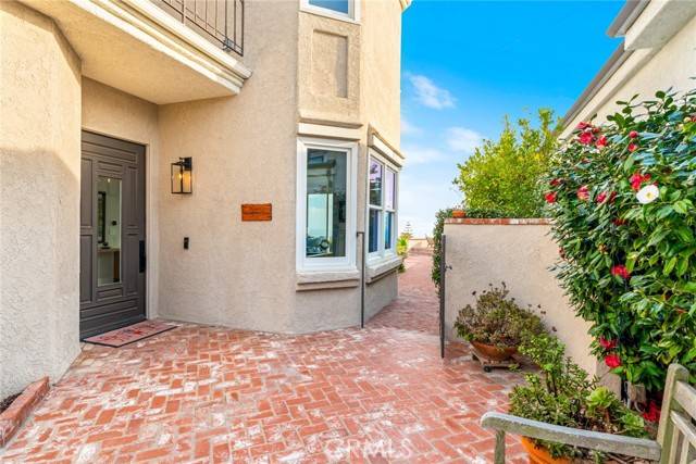 San Clemente, CA 92672,507 Via Florida