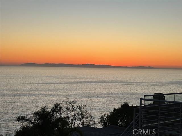 Laguna Beach, CA 92651,31422 Ceanothus DR