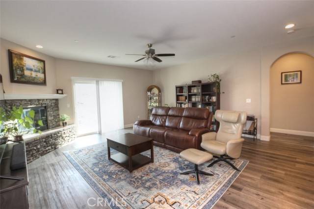 Tehachapi, CA 93561,27484 Challedon CT