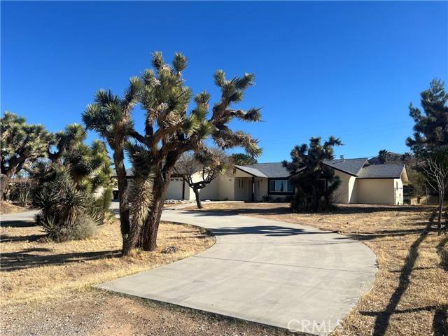 Yucca Valley, CA 92284,56755 Golden Bee DR